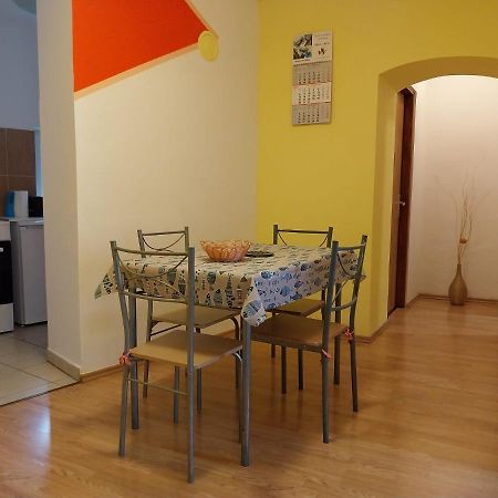 Apartmani Jadran Mali Lošinj Buitenkant foto