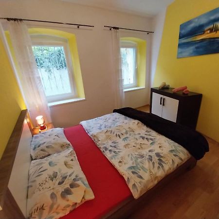 Apartmani Jadran Mali Lošinj Buitenkant foto